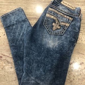 Rock revival skinny jeans